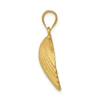 14k Seashell Pendant